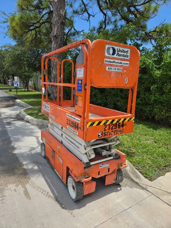 2019 Snorkel S3219E Scissor Lift