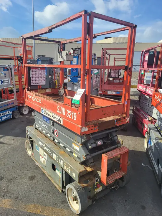 2016 Skyjack SJIII3219 Scissor Lift