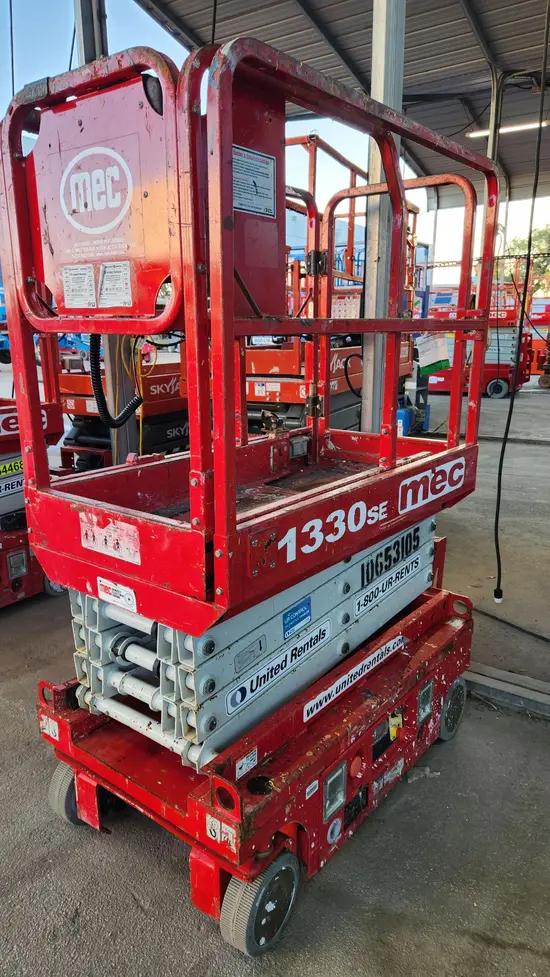 2017 MEC 1330SE Scissor Lift