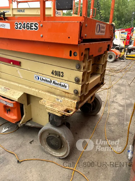 2017 JLG 3246ES Scissor Lift