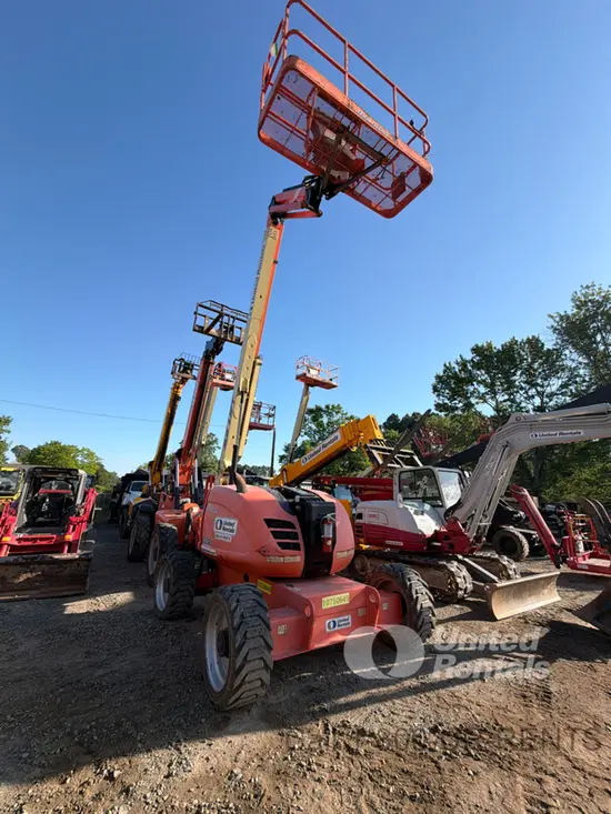 2018 JLG 600AJ Articulating Boom Lift
