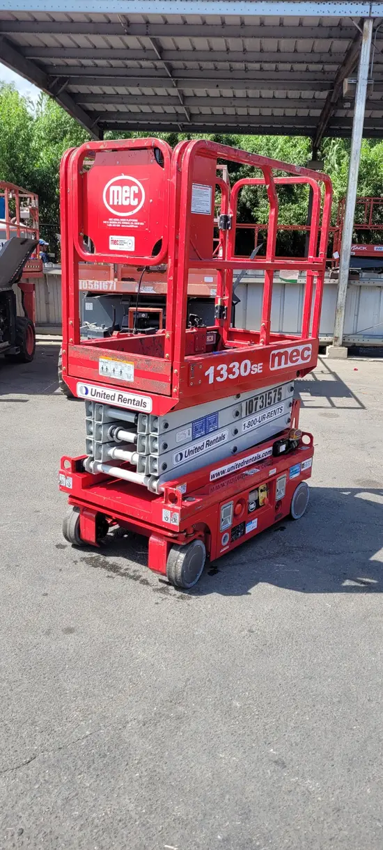 2018 MEC 1330SE Scissor Lift