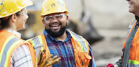 UR crew talking on-site