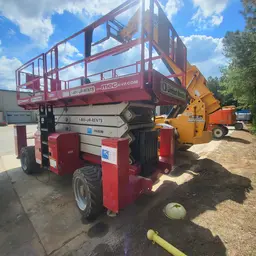 2017 MEC 6092RT Rough Terrain Scissor Lift