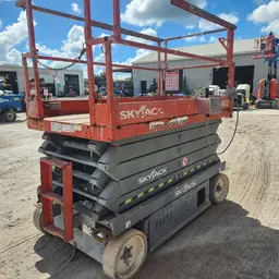 2015 Skyjack SJIII4632 Scissor Lift