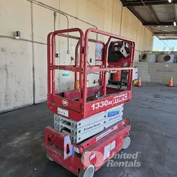2018 MEC 1330SE Scissor Lift