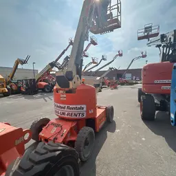 2016 JLG E450AJ Articulating Boom Lift
