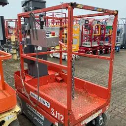 2017 Skyjack SJ12 Self-Propelled One-Person Lift