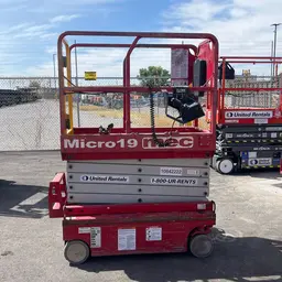 2018 MEC MICRO 19 Scissor Lift