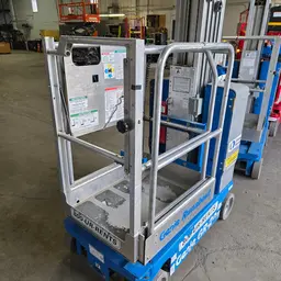2019 Genie GR-20 Self-Propelled One-Person Lift