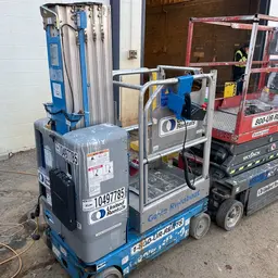 2016 Genie GR-20 Self-Propelled One-Person Lift