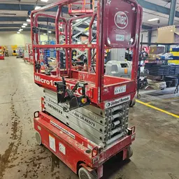 2018 MEC MICRO 19 Scissor Lift