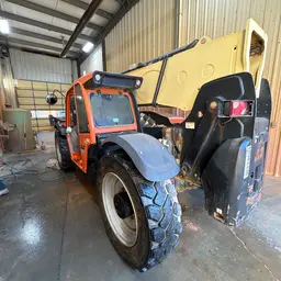 2019 JLG 1055 Forklift