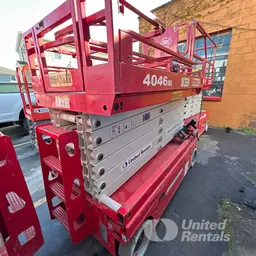 2017 MEC 4046SE Scissor Lift