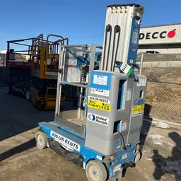 2018 Genie GR-20 Self-Propelled One-Person Lift