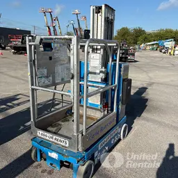 2018 Genie GR-20 Self-Propelled One-Person Lift