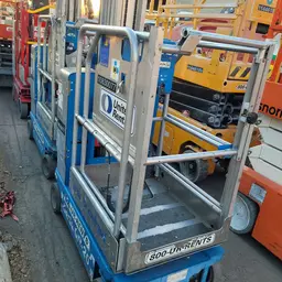 2018 Genie GR-20 Self-Propelled One-Person Lift
