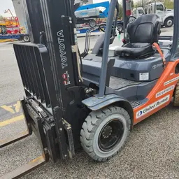 2019 Toyota 8FGU25 Warehouse Forklift