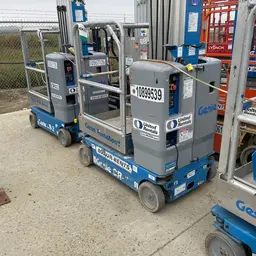 2019 Genie GR-20 Self-Propelled One-Person Lift