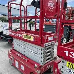2018 MEC MICRO 19 Scissor Lift