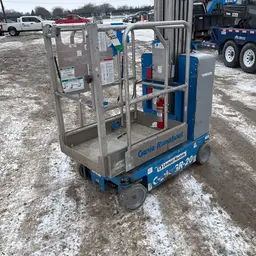 2018 Genie GR-20 Self-Propelled One-Person Lift