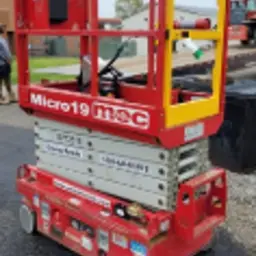 2018 MEC MICRO 19 Scissor Lift