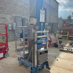 2018 Genie AWP-40SDC Pusharound Lift