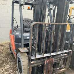 2018 Toyota 8FGU25 Warehouse Forklift