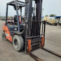 2015 Toyota 8FDU25 Forklift
