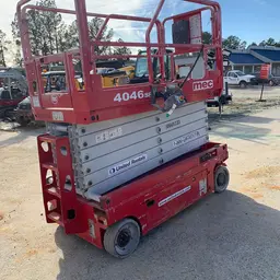 2017 MEC 4046SE Scissor Lift