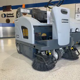 2022 Clarke SW4000 49 Sweeper