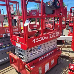 2017 MEC 1330SE Scissor Lift