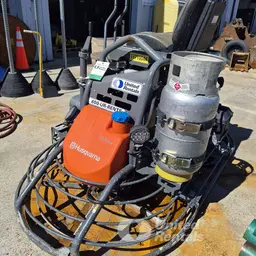 2023 Husqvarna CRT 48 Screed/Trowel