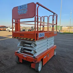 2018 Snorkel S4732E Scissor Lift