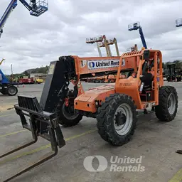 2017 SKYTRAK 6042 Forklift