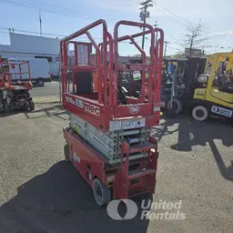 2018 MEC 1930SE Scissor Lift