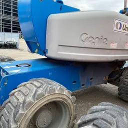 2016 Genie Z-80/60 Articulating Boom Lift