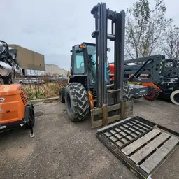 2022 Case 588H Forklift