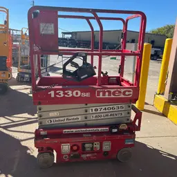 2018 MEC 1330SE Scissor Lift