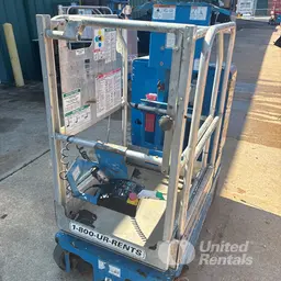 2018 Genie GR-12 Self-Propelled One-Person Lift