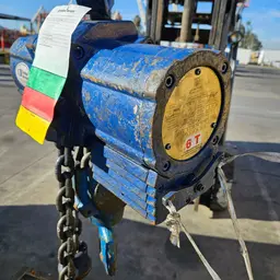 2012 JD NEUHAUS PROFI 3T 6T Hoist