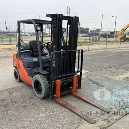 2019 Toyota 8FGU25 Warehouse Forklift