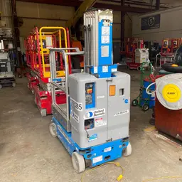2019 Genie GR-20 Self-Propelled One-Person Lift