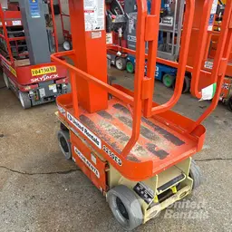 2019 JLG 1230ES Self-Propelled One-Person Lift