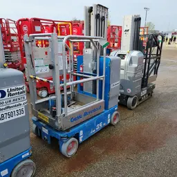 2019 Genie GR-20 Self-Propelled One-Person Lift