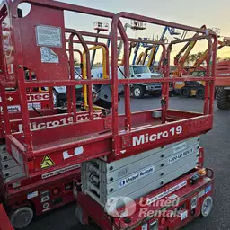 2018 MEC MICRO 19 Scissor Lift