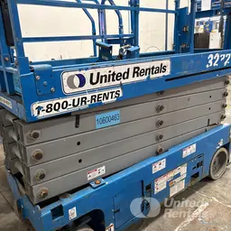 2017 Genie GS-3232 Scissor Lift