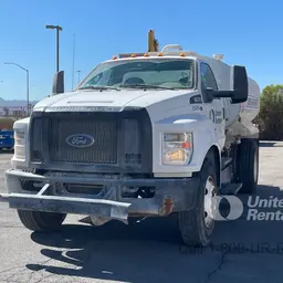 2019 Ford F-750 Water Truck