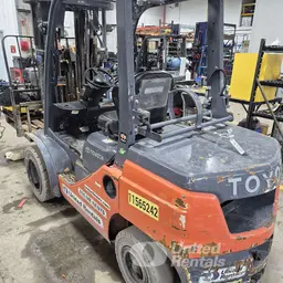 2022 Toyota 8FGU30 Warehouse Forklift