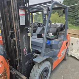 2019 Toyota 8FGU25 Warehouse Forklift